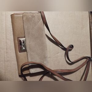 Swede wallet crossbody